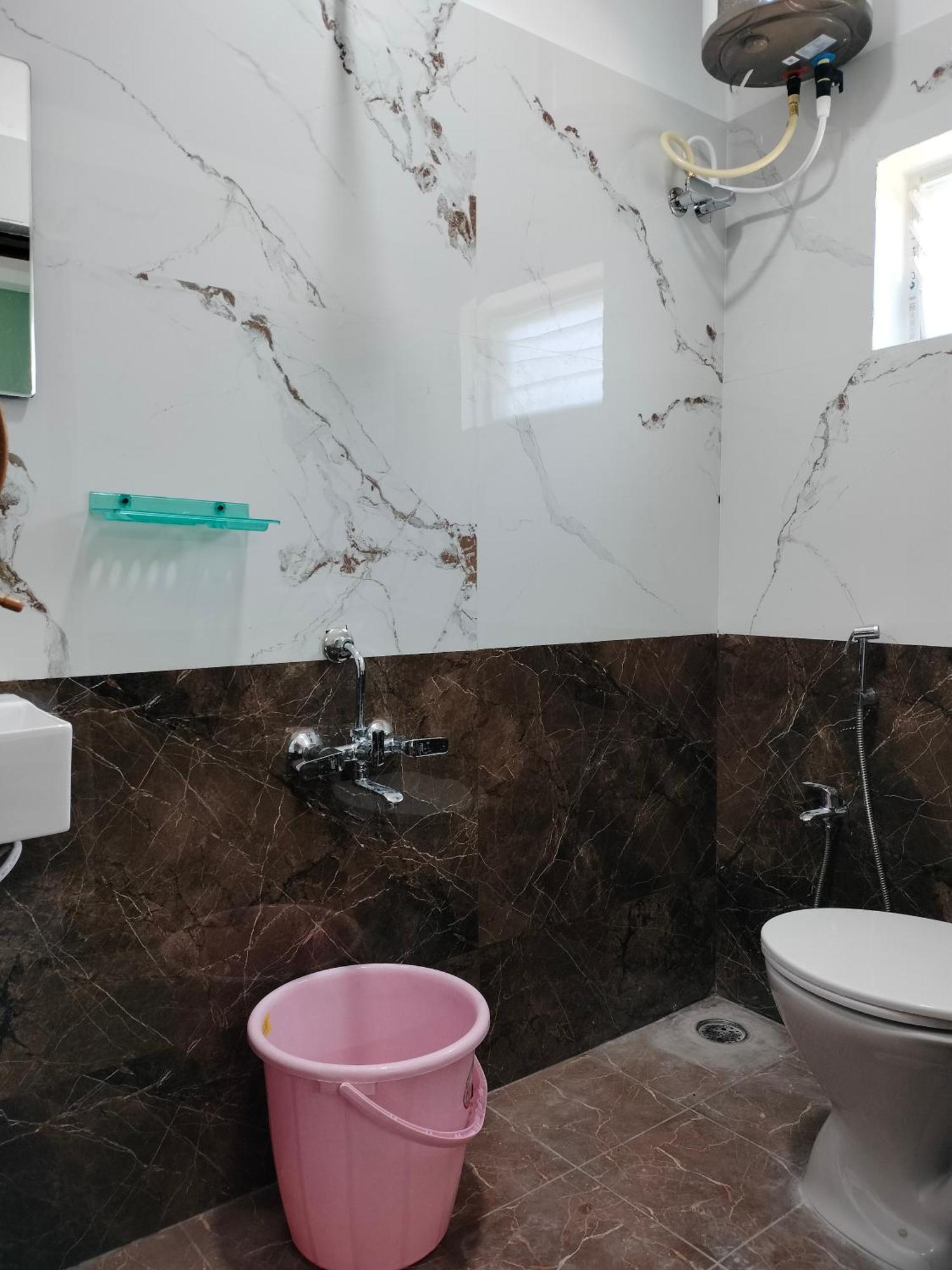 Teja Residency Hotel Alāndurai Екстериор снимка